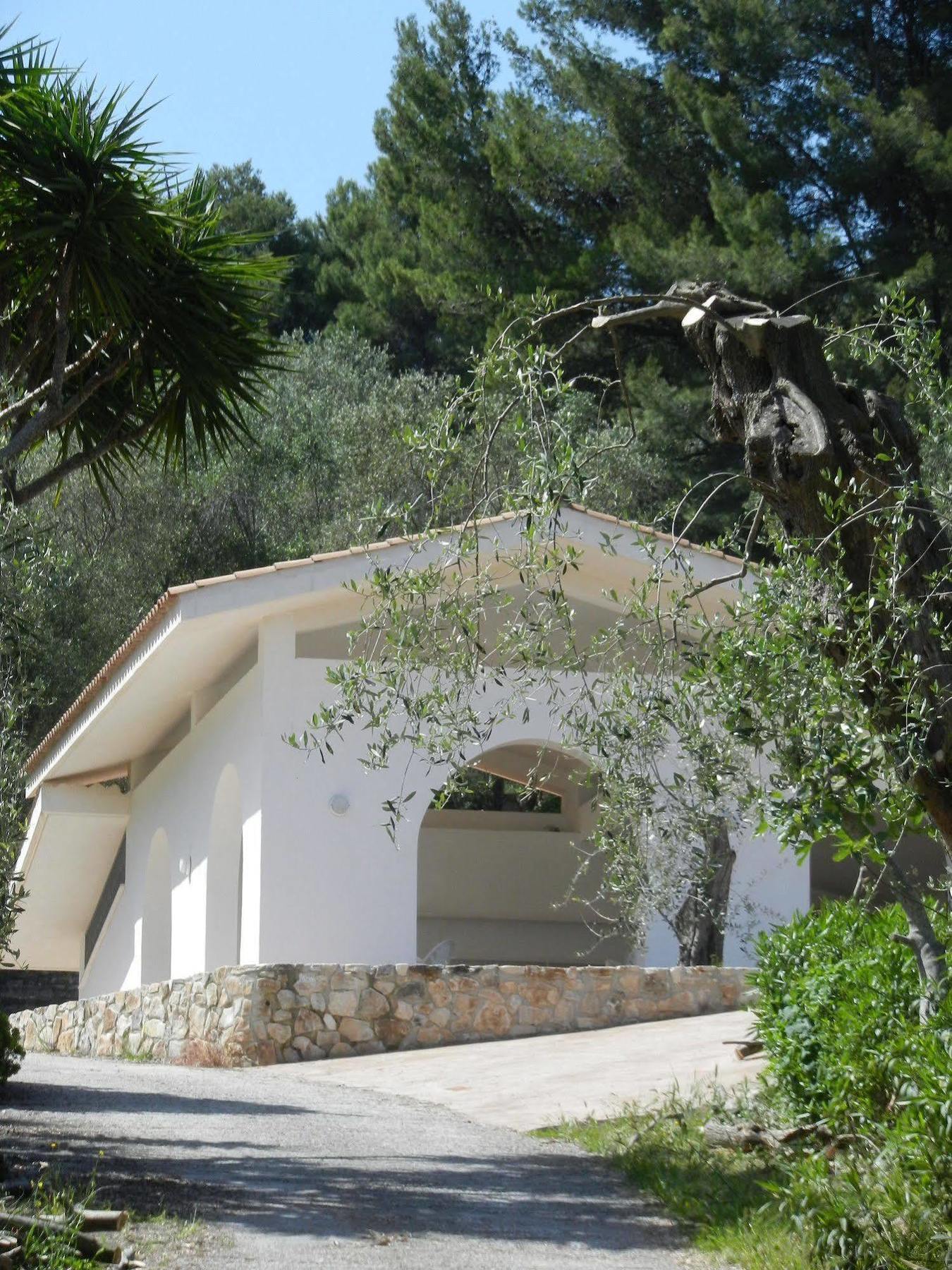 רודי גרגניקו Tenuta Molino Di Mare- Ecoresort Con Villini מראה חיצוני תמונה